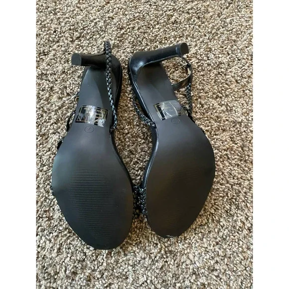 Olivia Miller Womens OMRA-7117 Leather Open Toe Ankle Strap, Black, Size 7.0 - Picture 3 of 3